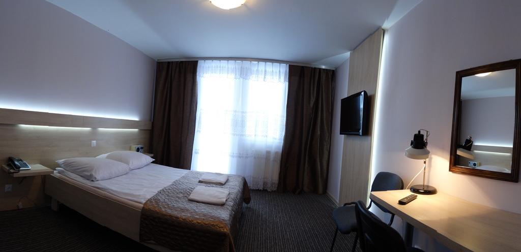Hotel Junior Zamość Rom bilde